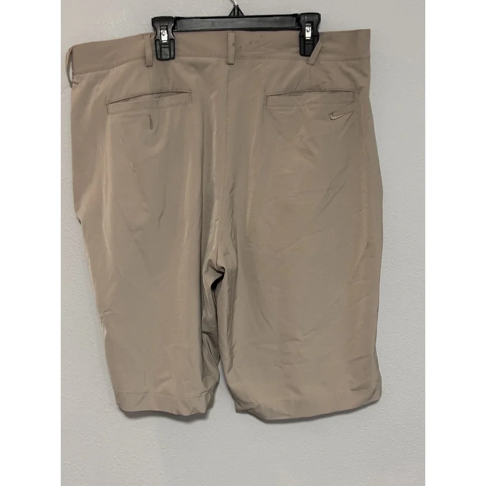 Nike Flat Front Performance Golf Shorts Men's Size 38‎ Beige Slash Pockets